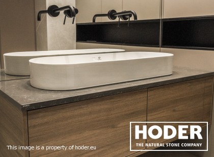 Blat łazienkowy z konglomeratu kwarcowego 8300