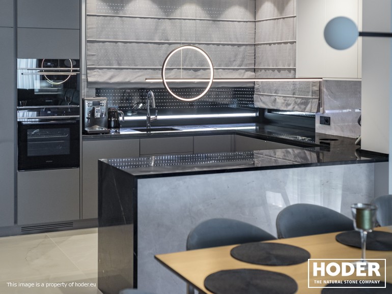 Blaty Kuchenne Granitowe – Królewski Kamień z Historią: Luksus i Funkcjonalność w Twojej Kuchni