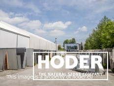 Jak wygląda selekcja kamienia naturalnego w HODER? Poznaj proces wyboru materiału, który spełnia najwyższe wymagania estetyczne i jakościowe.