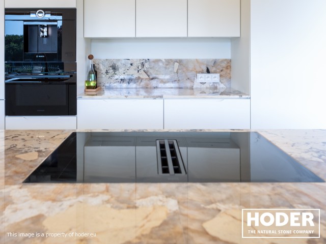 Blat kuchenny z kwarcytu naturalnego 411 - zdjęcie numer 2