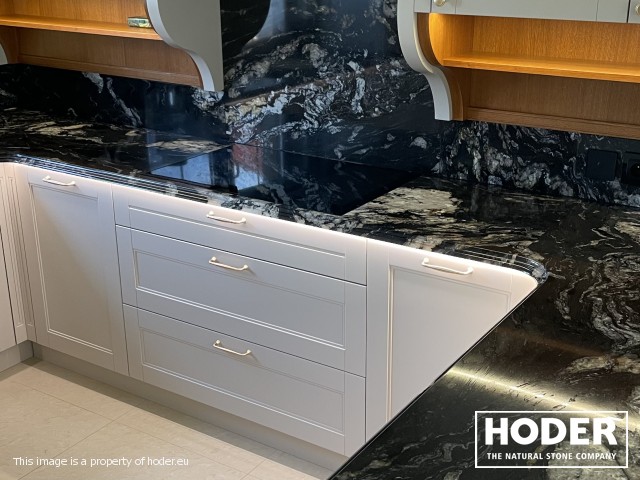 Blaty kuchenne z granitu 4 - zdjęcie numer 16