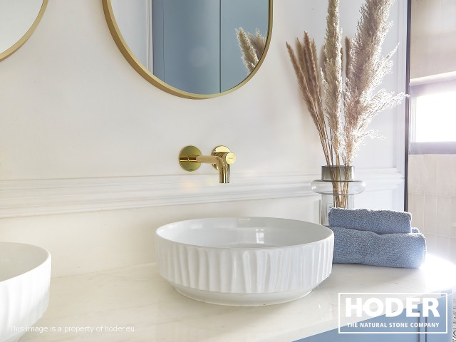 Strefa dzienna, kuchnia oraz łazienka z marmuru 129 i 156 oraz konglomeratu kwarcowego 1103 - zdjęcie numer 15