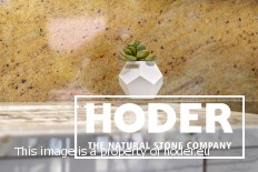 Odkryj prezentownik Hoder, kryjący luksusowe prezenty z kamienia naturalnego. Deski, świeczniki i kostki lodu z możliwością personalizacji i eleganckiego opakowania.