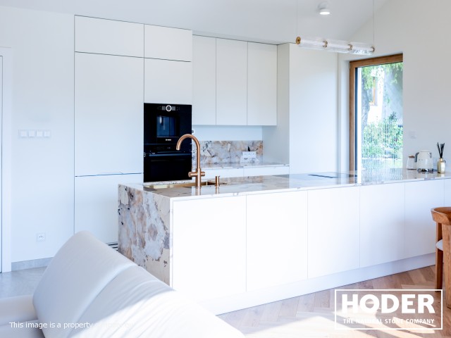 Blat kuchenny z kwarcytu naturalnego 411 - zdjęcie numer 8