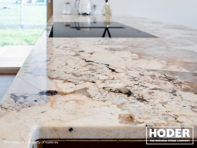 Blat kuchenny z kwarcytu naturalnego 411 - zdjęcie numer 4