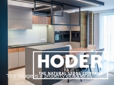 Kamienne wykończenie mieszkania to inwestycja na lata. Sprawdź, jak realizacje Hoder łączą elegancję, trwałość i nowoczesne podejście do wnętrz.